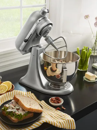 KitchenAid Deluxe Stand Mixer