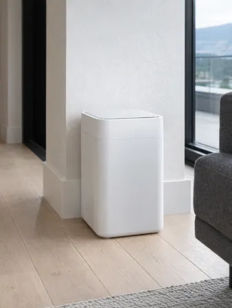 Townew Self-Sealing Smart Trash Can