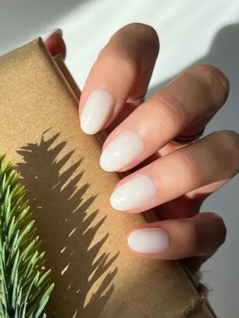 Glamnetic Press On Nails White Swan