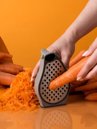 OTOTO Grater Barry