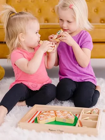 Melissa & Doug Wooden Pizza Party Play Set