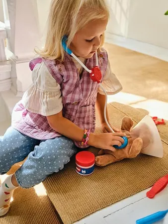 Melissa & Doug Examine and Treat Pet Vet Play Set