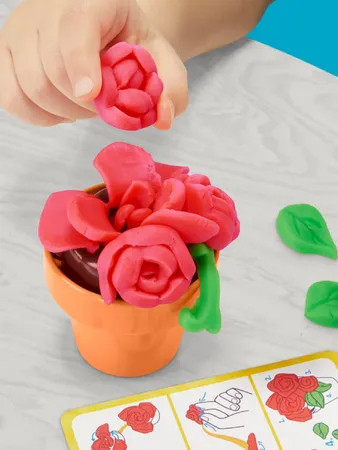 Play-Doh Blooming Flower Garden Toy Playset