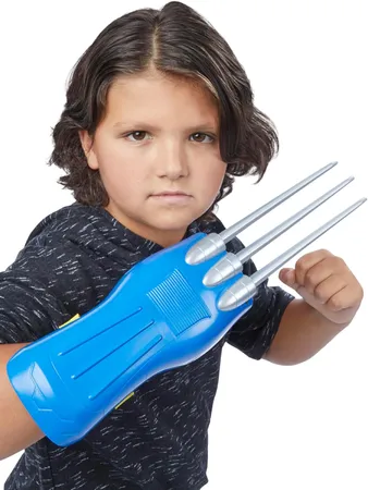 Marvel X-Men '97 Wolverine Slash Action Claw