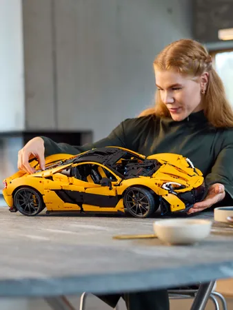 LEGO Technic McLaren P1