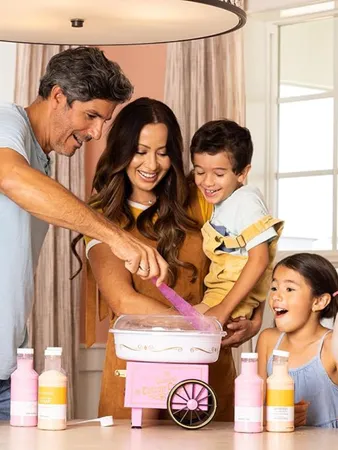 Nostalgia Vintage Hard Cotton Candy Maker