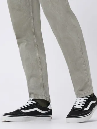 Vans Brooklyn Low Top Sneakers