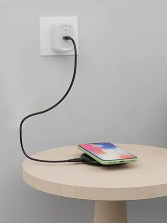 Amazon Basics 15W Qi Wireless Charging Pad