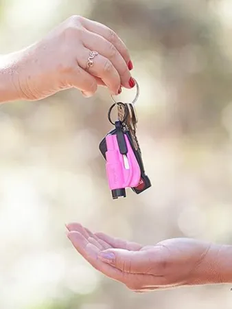 Resqme Emergency Keychain Seatbelt Cutter