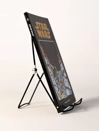 Kingdom Solutions Adjustable Metal Easels